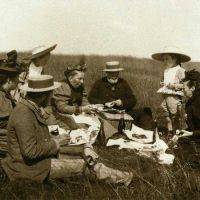 Gustave Caillebotte The Caillebotte Family At A Lunch On The Grass